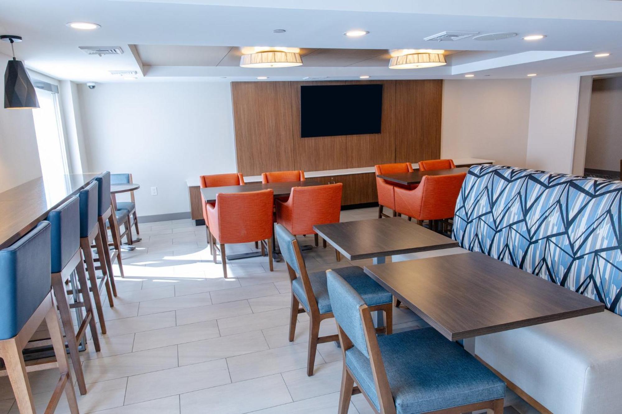 纽普顿智选假日酒店 Neptune 外观 照片